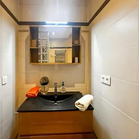 - A 50m Des Plages Et De La Croisette